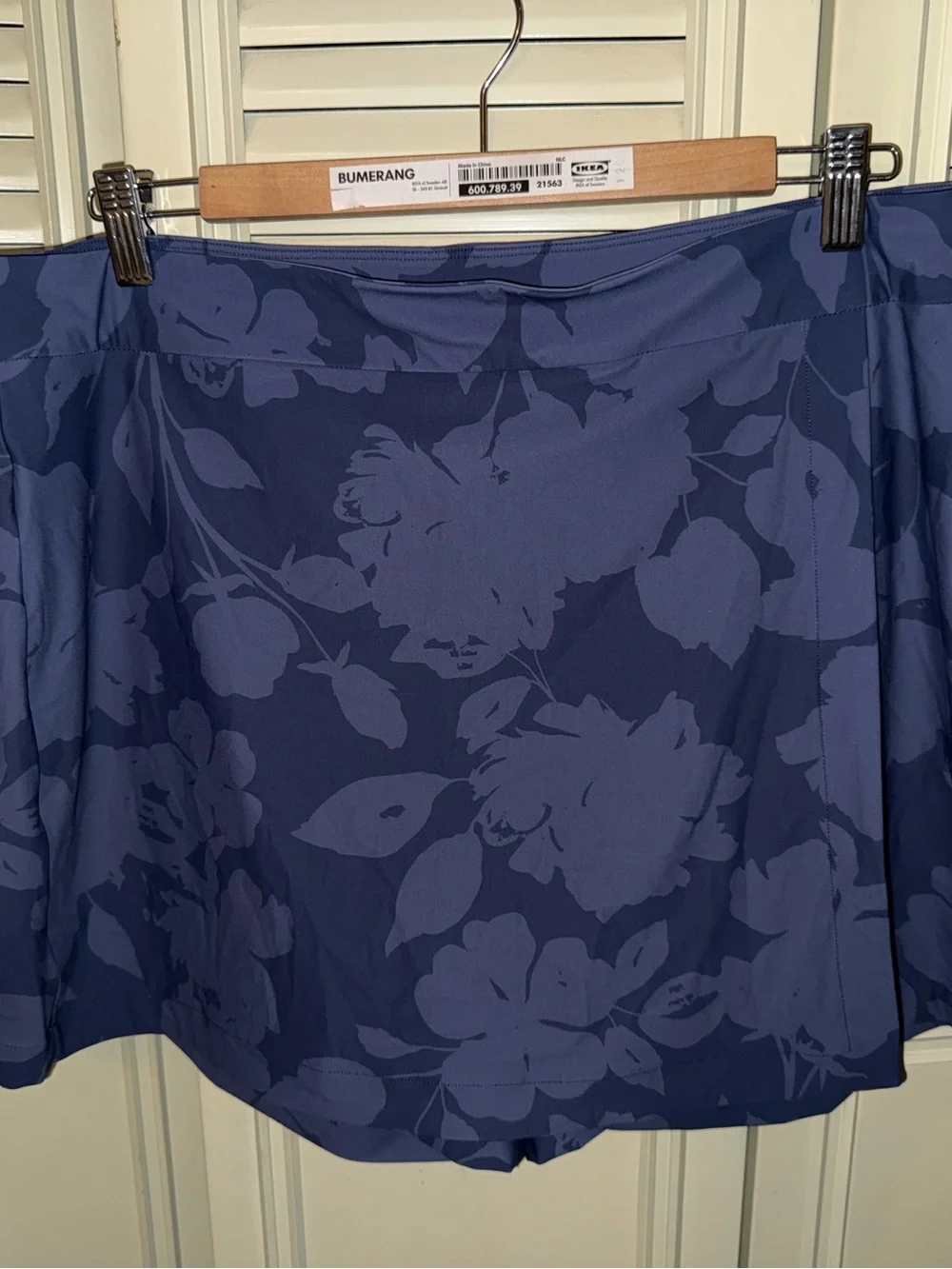 SPANX Navy Tone-on-Tone Floral Active Skort
